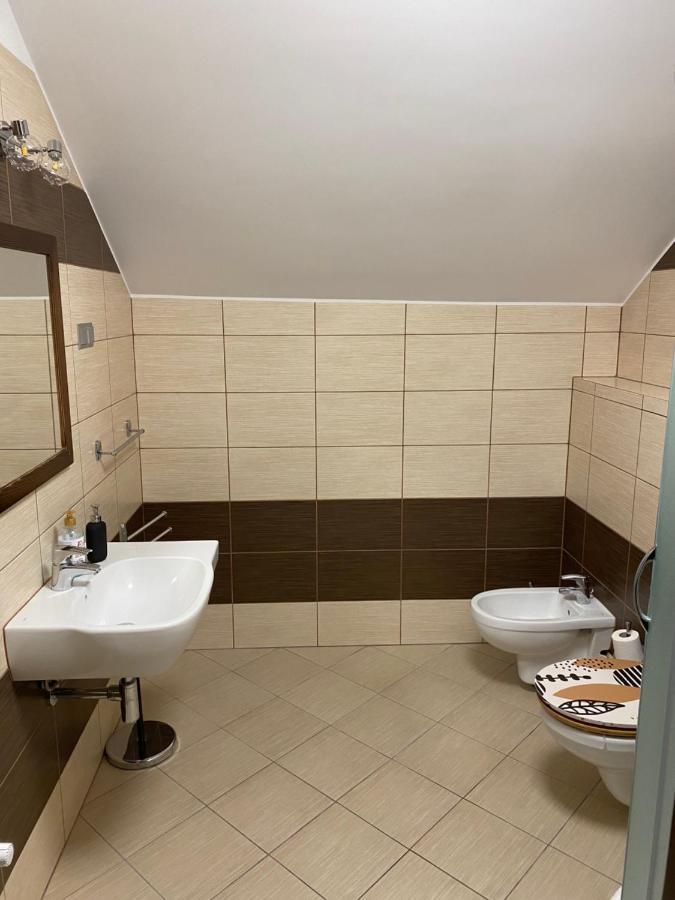 Pensjonat Przy Zamku Człuchów Exterior foto